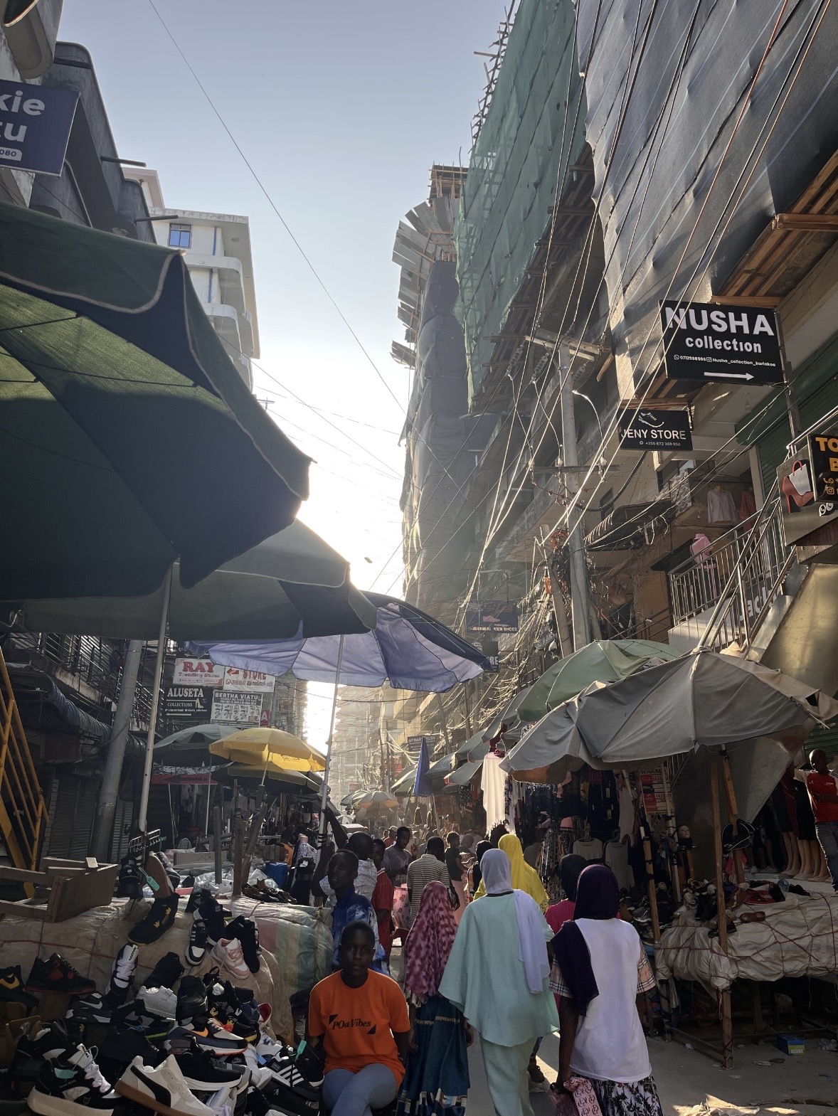 Market Tanzania Markt in Tanzania bei Sonnenuntergang